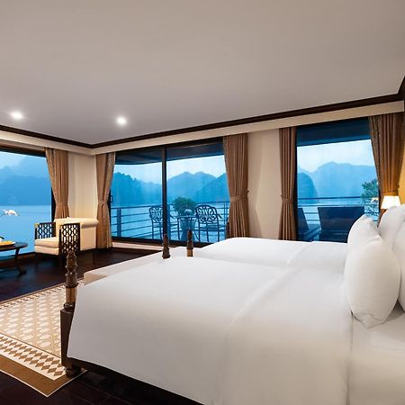 Velar Of The Sea Hotel Ha Long Buitenkant foto