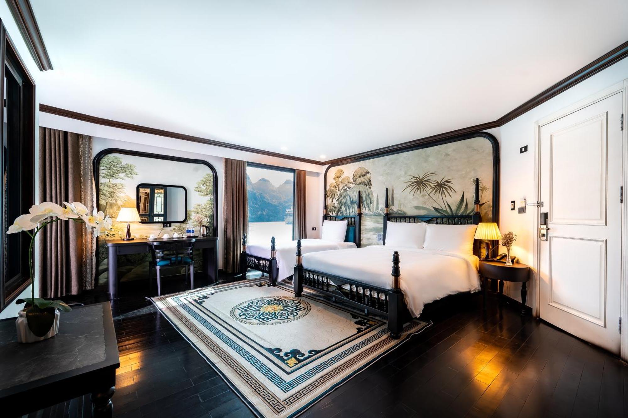Velar Of The Sea Hotel Ha Long Buitenkant foto