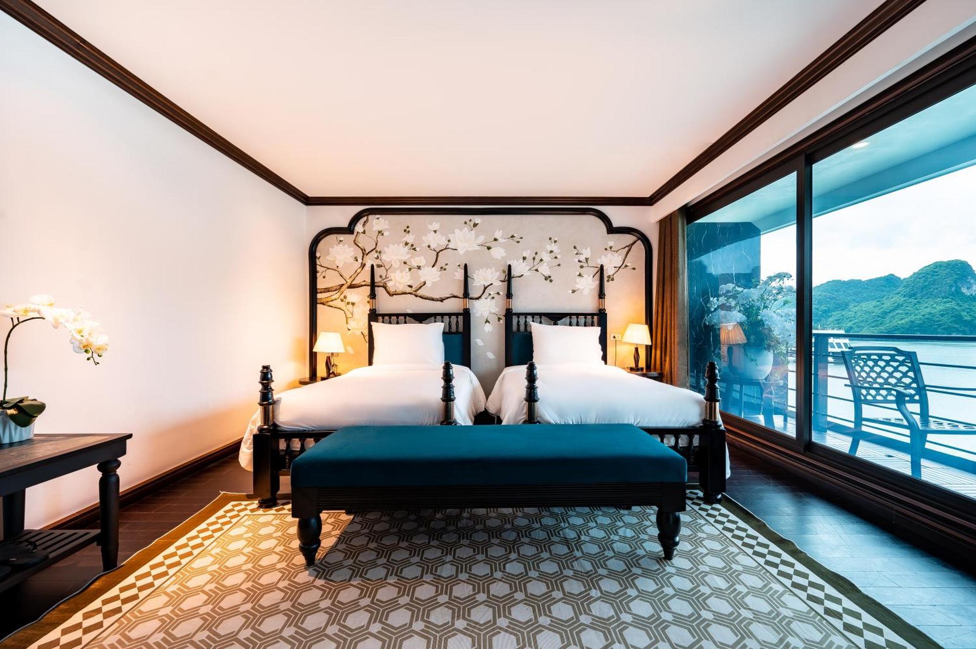 Velar Of The Sea Hotel Ha Long Buitenkant foto